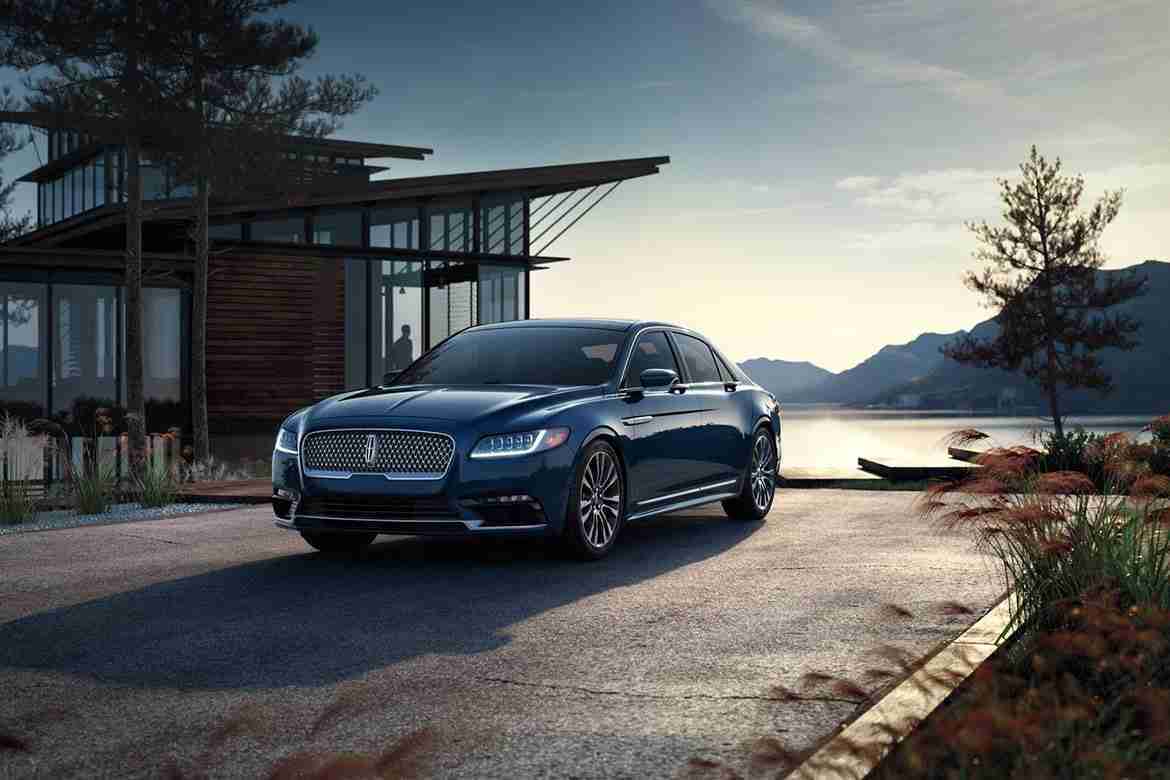 Lincoln Continental Modelo 2018 Sedán en República Dominicana