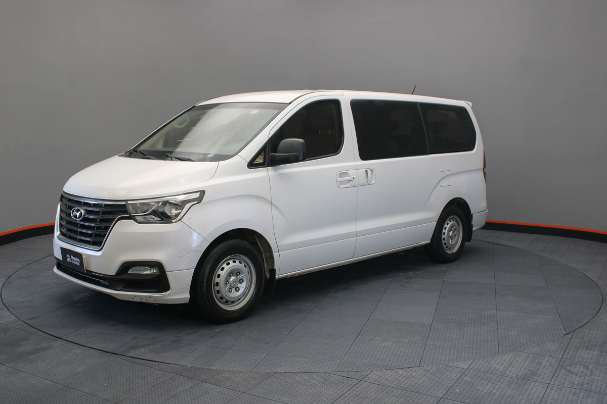 Hyundai H1 TQ6 2018 Furgoneta Comercial en República Dominicana