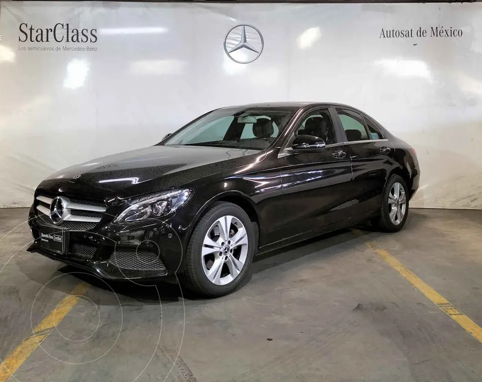 Mercedes-Benz C 300 AMG 2018 Sedan en República Dominicana