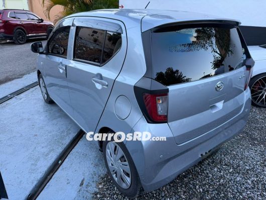 Daihatsu Mira 2018 coche compacto