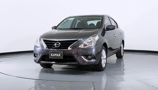 Nissan Versa 2018 Sedán Compacto