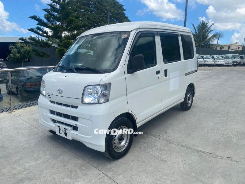 Daihatsu Hijet Minivan 2018 modelo comercial