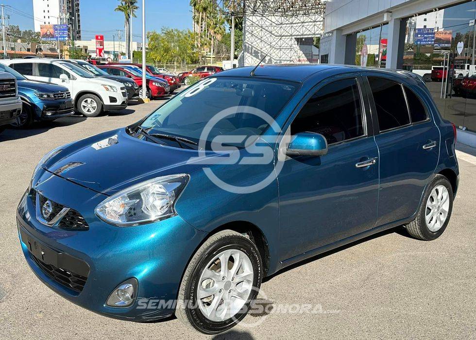 Nissan March 2018 modelo compacto en República Dominicana