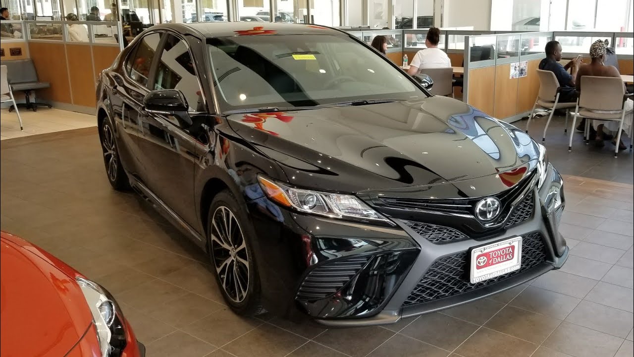 Toyota Camry SE 2018 Sedán en República Dominicana