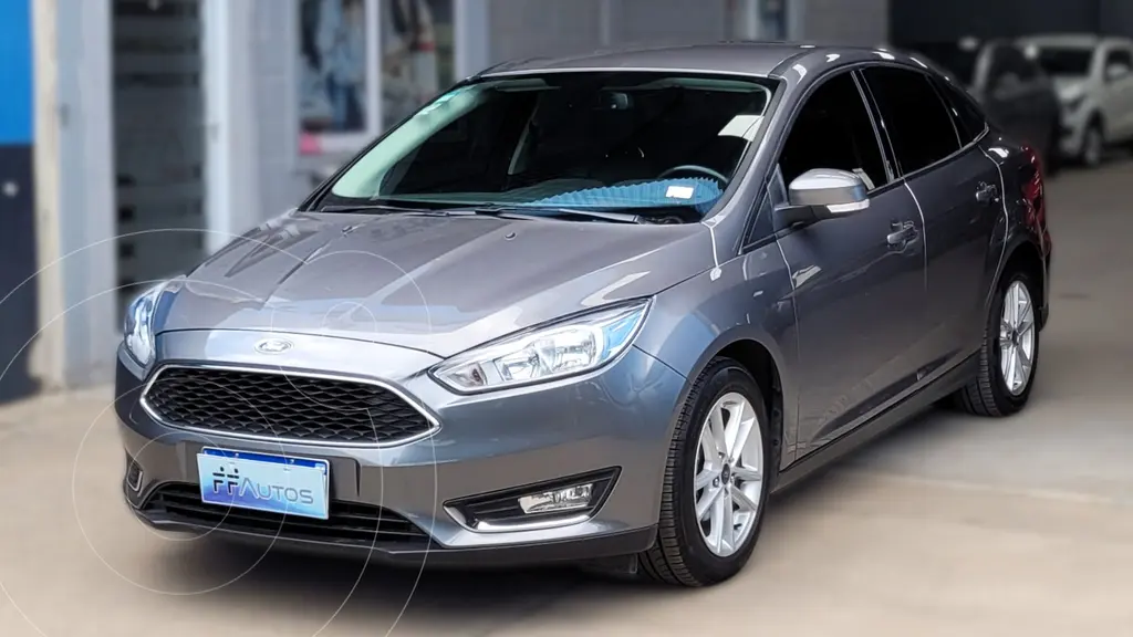 Ford Focus modelo 2018 sedán en República Dominicana