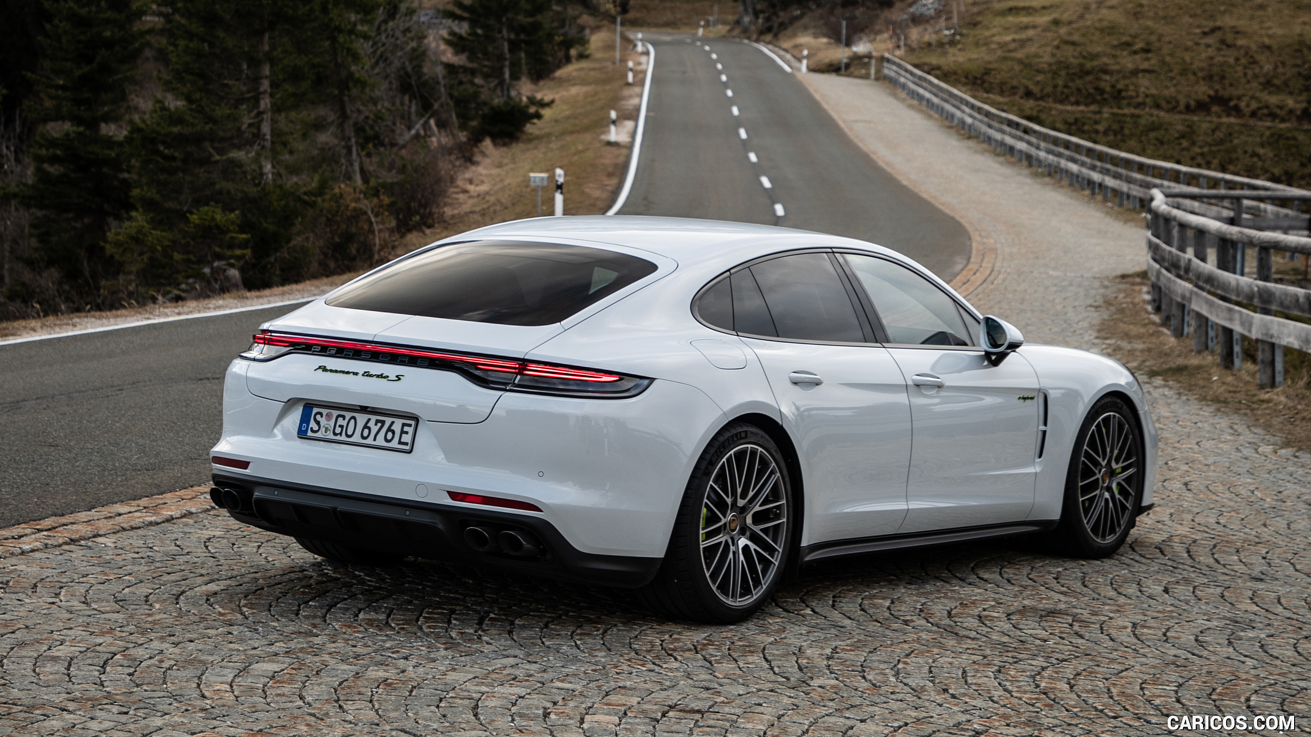 Porsche Panamera Turbo 2018 Berlina Deportiva