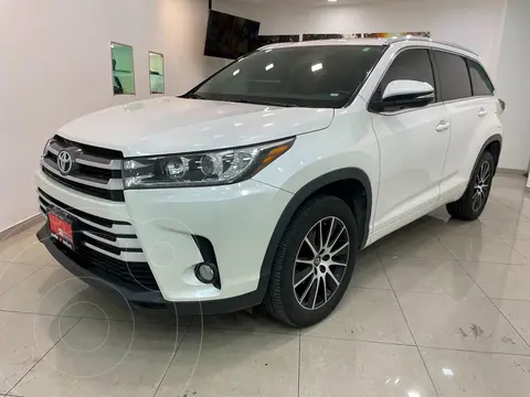 Toyota Highlander XLE modelo 2018 SUV