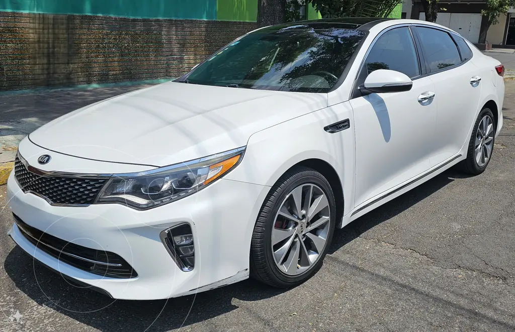 Kia Optima LX 2018 Sedán en República Dominicana