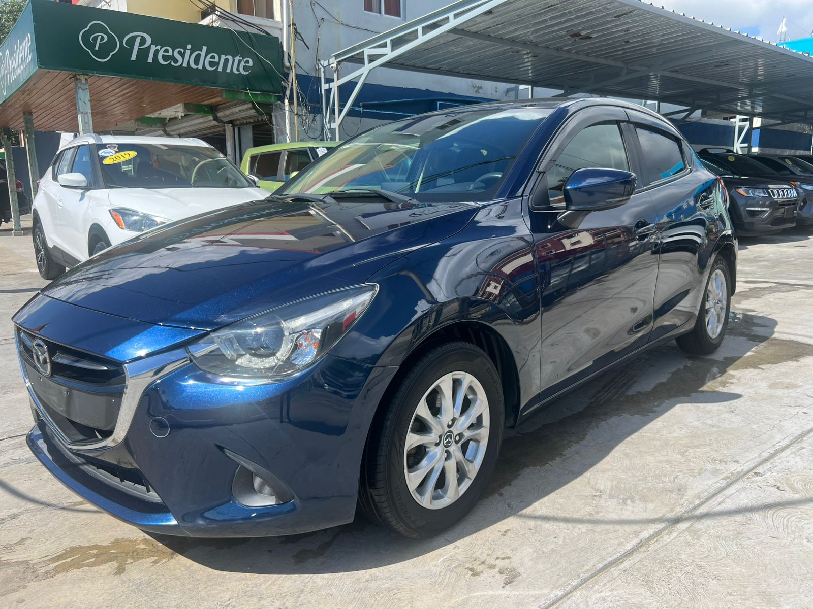 Mazda Demio 2018 vehículo compacto en República Dominicana