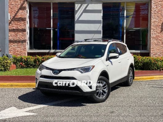 Toyota RAV4 2018 SUV 4WD en República Dominicana