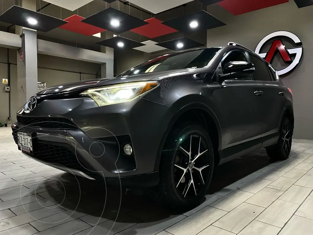 Toyota RAV4 XLE 2018 SUV