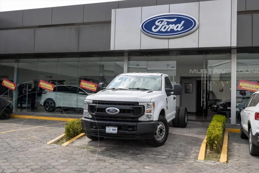 Ford F-350 Super Duty Modelo 2018 Camioneta en República Dominicana