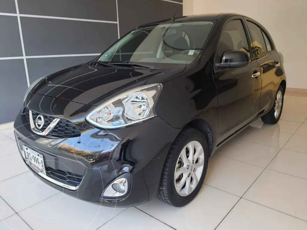 Nissan March 2018 hatchback automático en República Dominicana