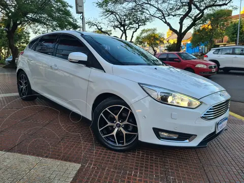 Ford Focus SE 2018 vehículo compacto en República Dominicana