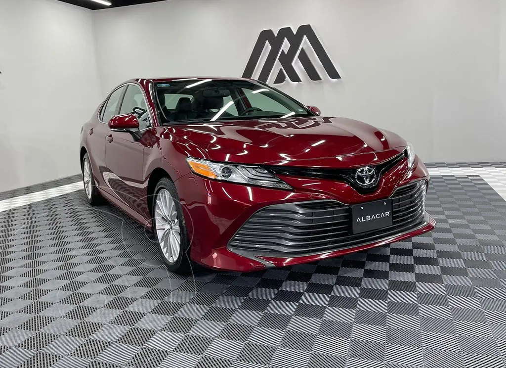 Toyota Camry SE 2019 Sedán en República Dominicana