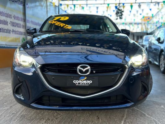 Mazda Demio Sport modelo 2019 automóvil compacto en República Dominicana