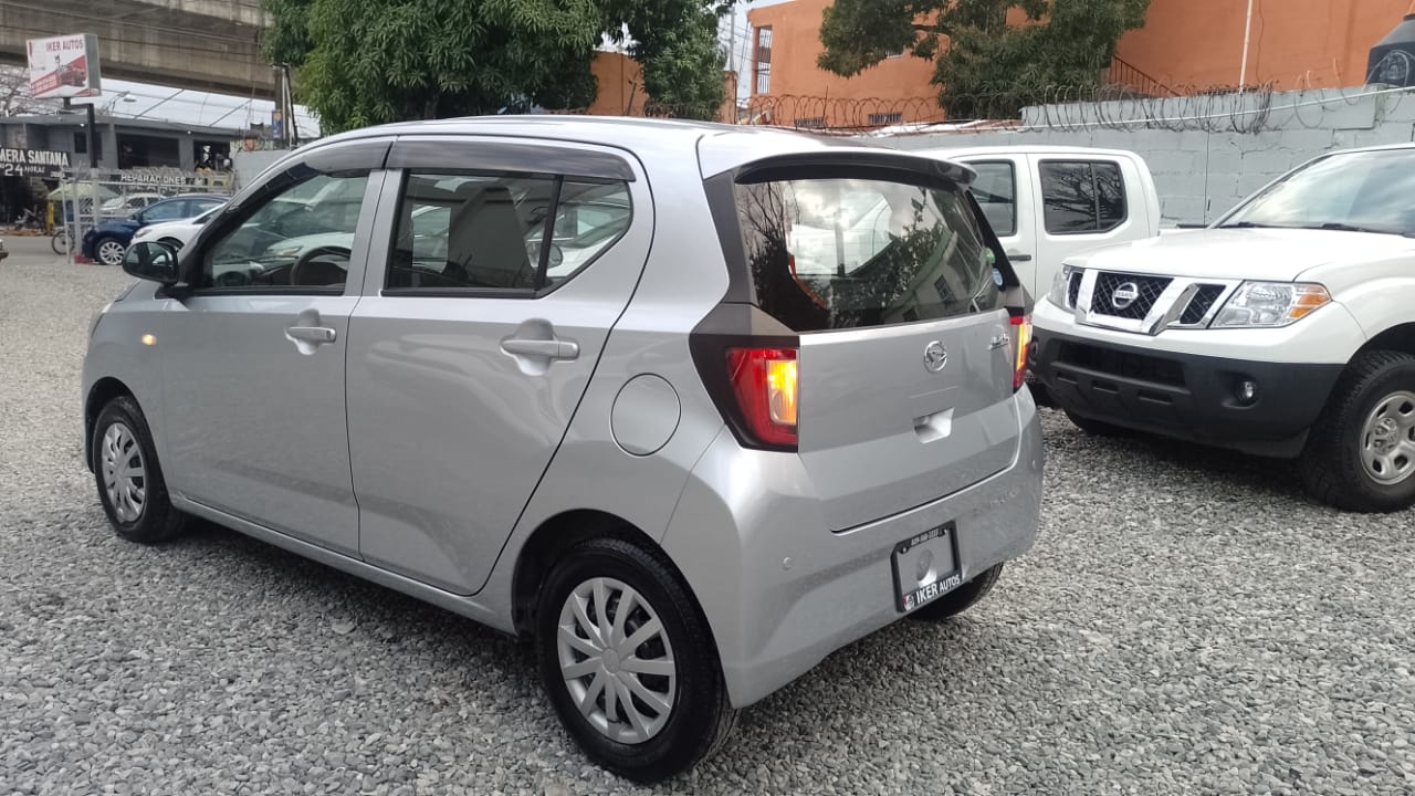 Daihatsu Mira 2019 Vehículo Compacto