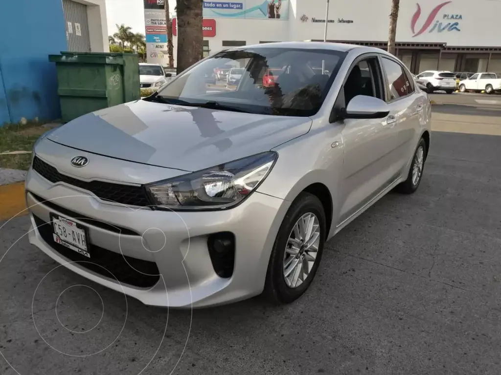 Kia Rio LX 2019 sedán compacto en República Dominicana