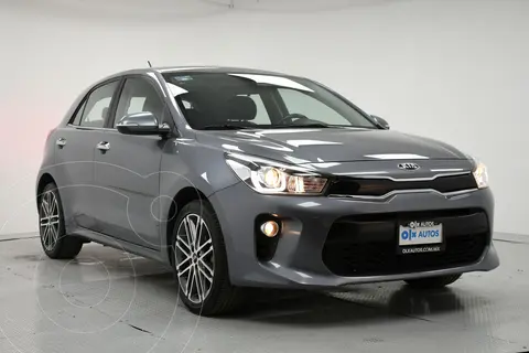 Kia Rio LX 2019 sedán compacto en República Dominicana