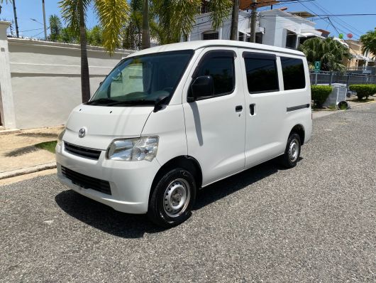 Toyota Lite-Ace 2019 Van Comercial en República Dominicana