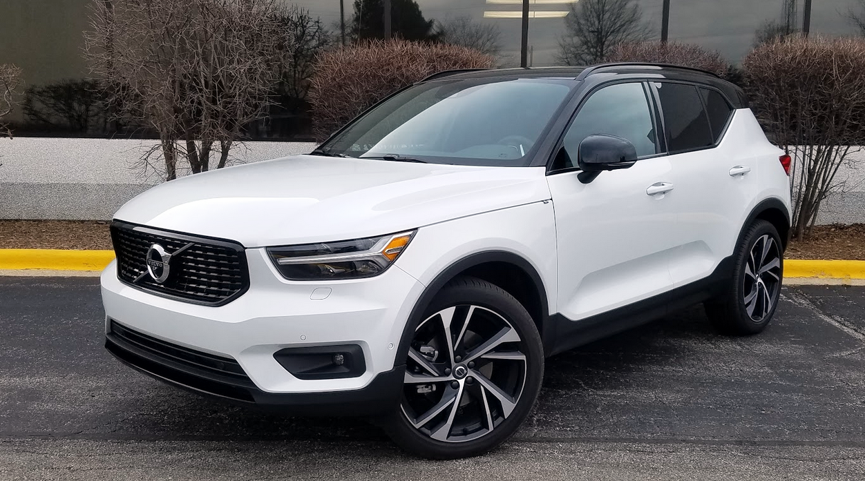 Volvo XC40 Momentum 2019 SUV compacto en República Dominicana