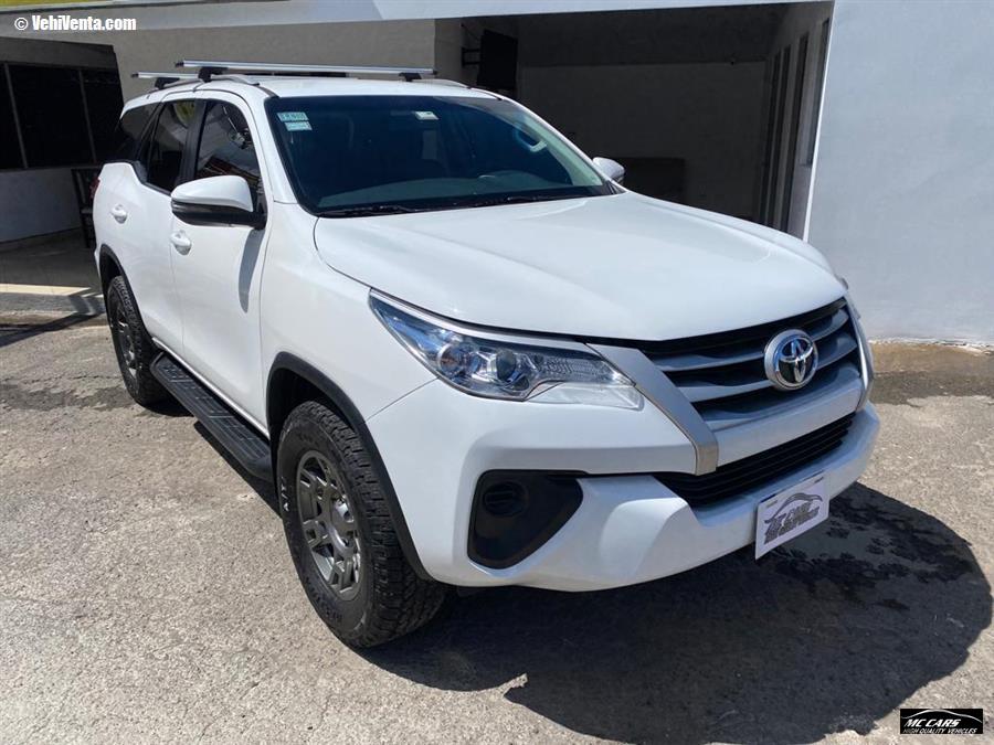 Toyota Fortuner SRV 2019 SUV en República Dominicana