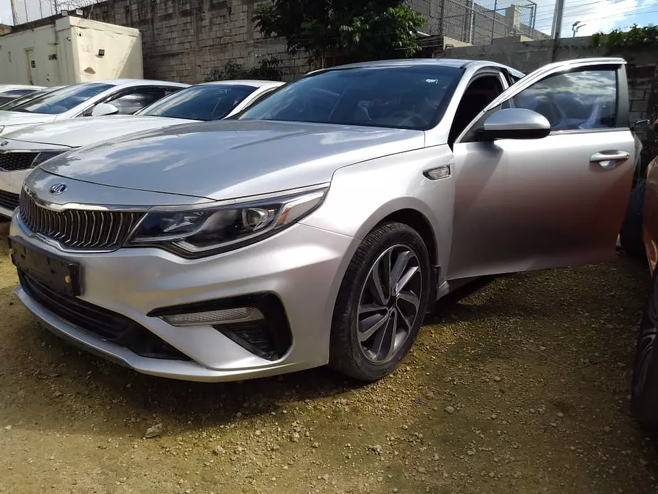Kia K5 2019 Sedán en República Dominicana