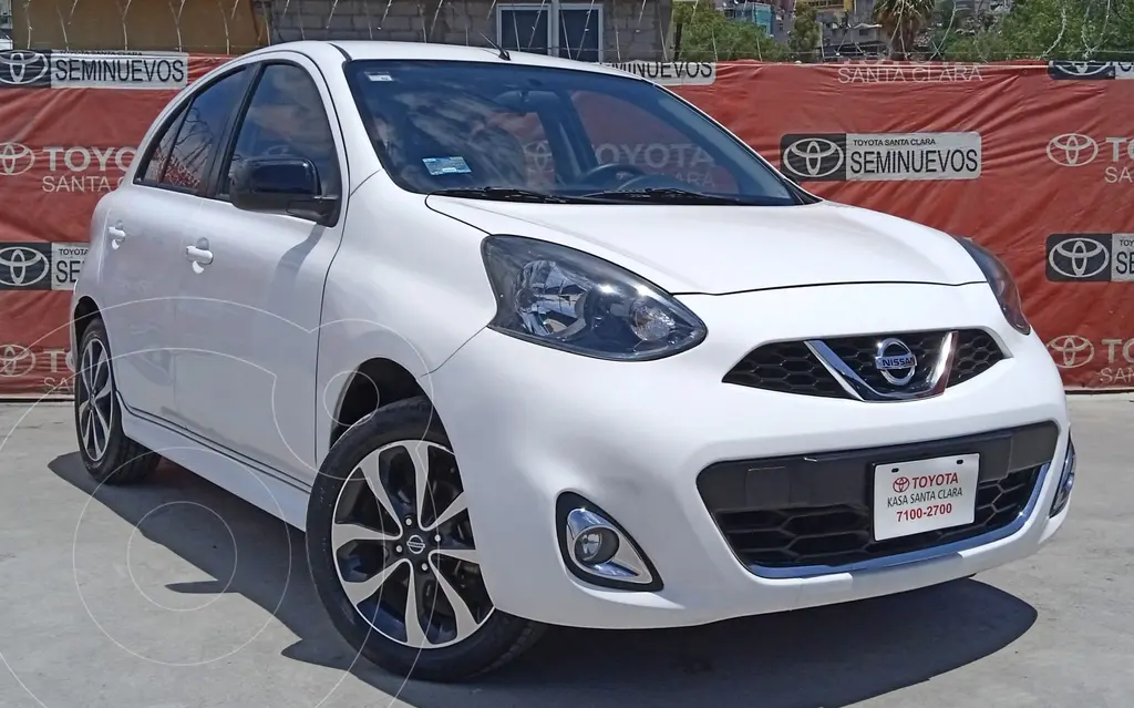 Nissan March 2019 Automóvil Compacto en República Dominicana