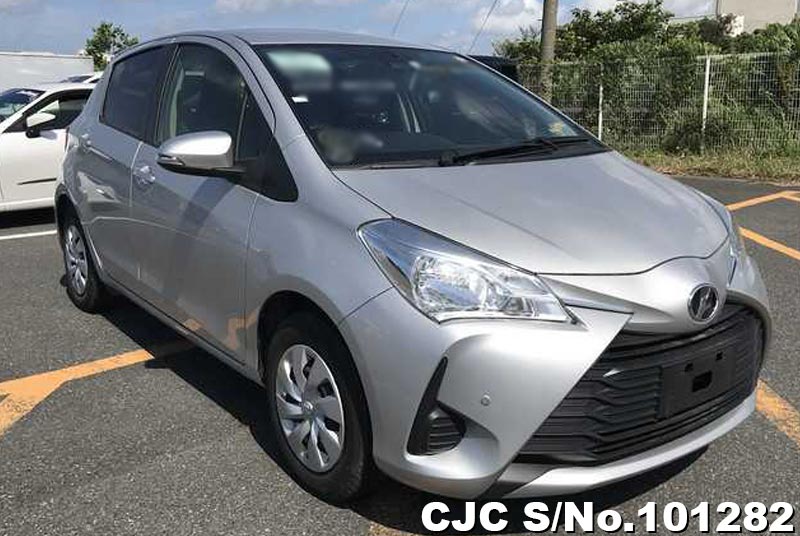 Toyota Vitz 2019 Hatchback Motor 1.0 3 cilindros