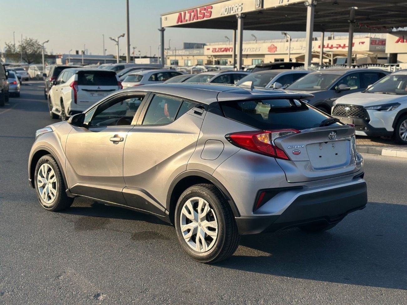 Toyota C-HR XLE 2019 SUV en República Dominicana