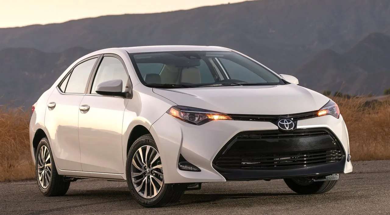 Toyota Corolla LE 2019 sedán en República Dominicana