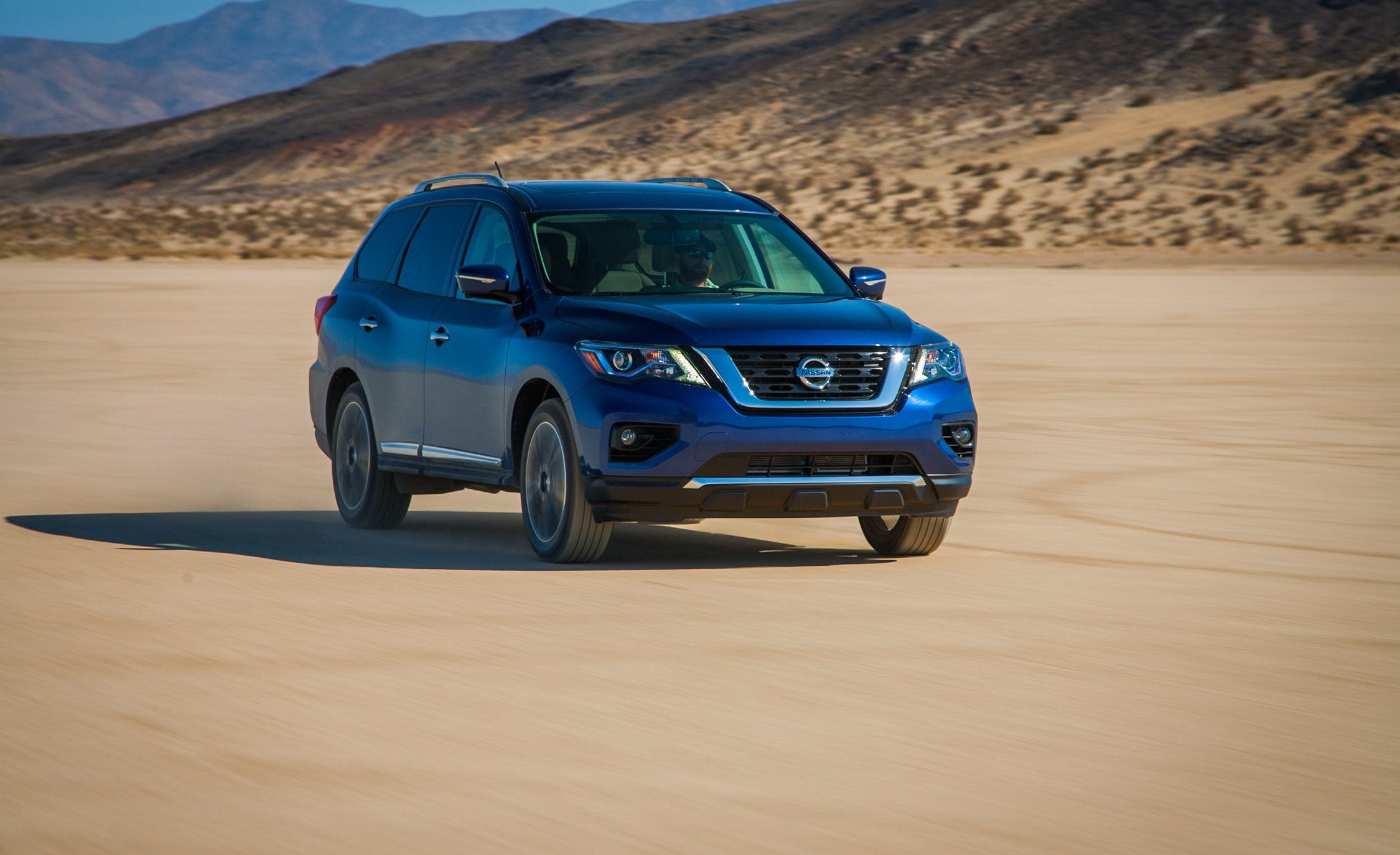 Nissan Pathfinder SV 2019 SUV