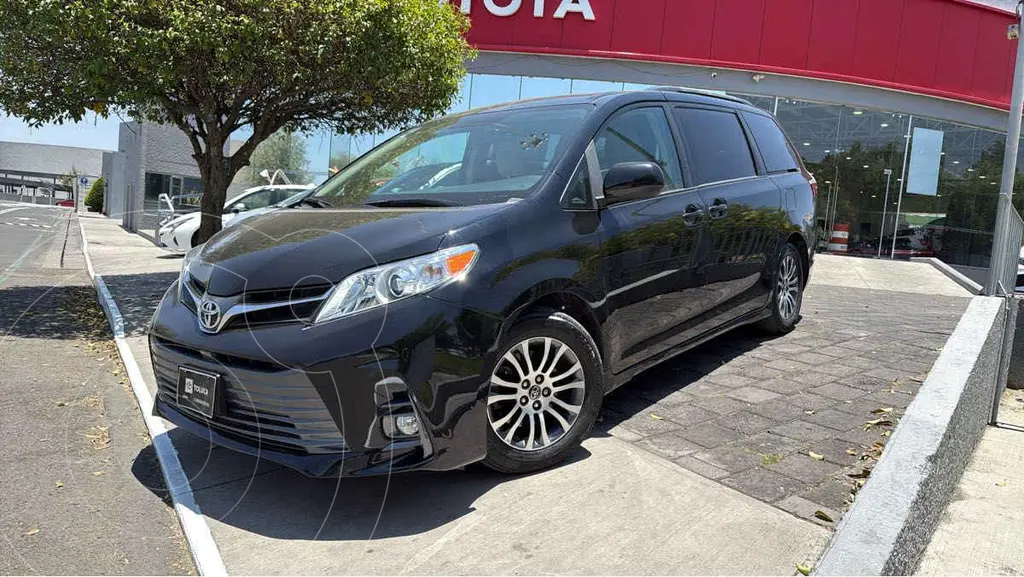 Toyota Sienna LE 2019 Minivan en República Dominicana