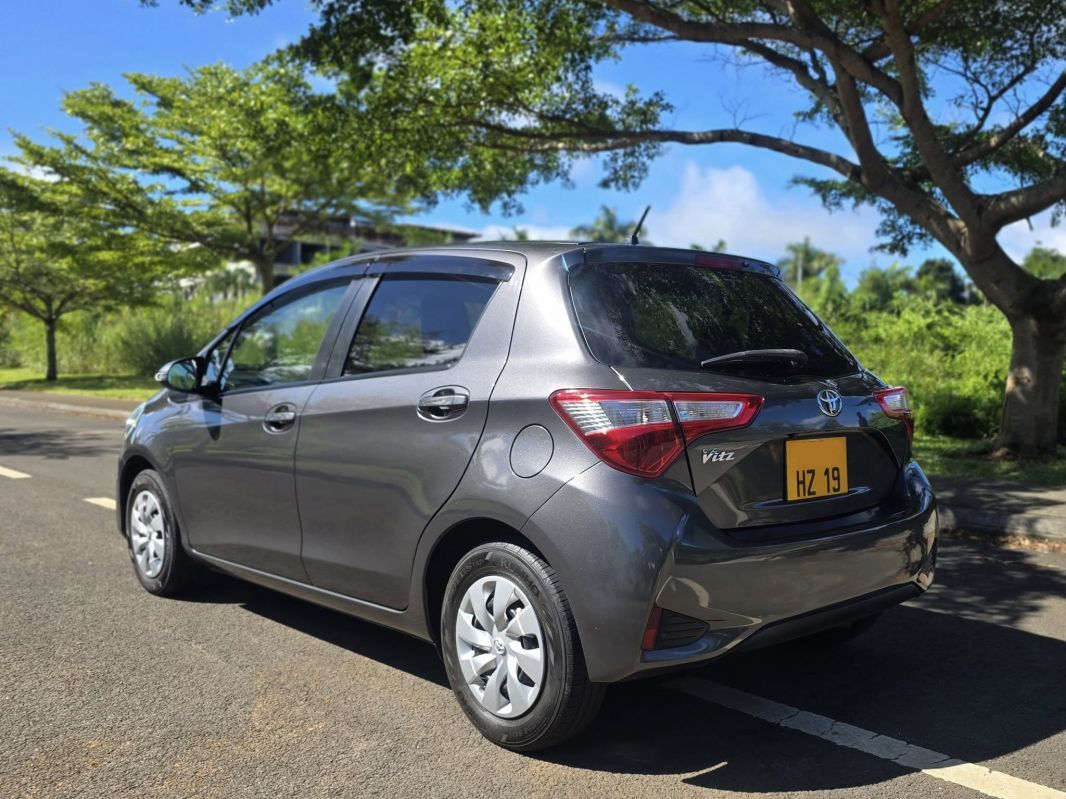 Toyota Vitz 2019 Modelo Compacto en República Dominicana