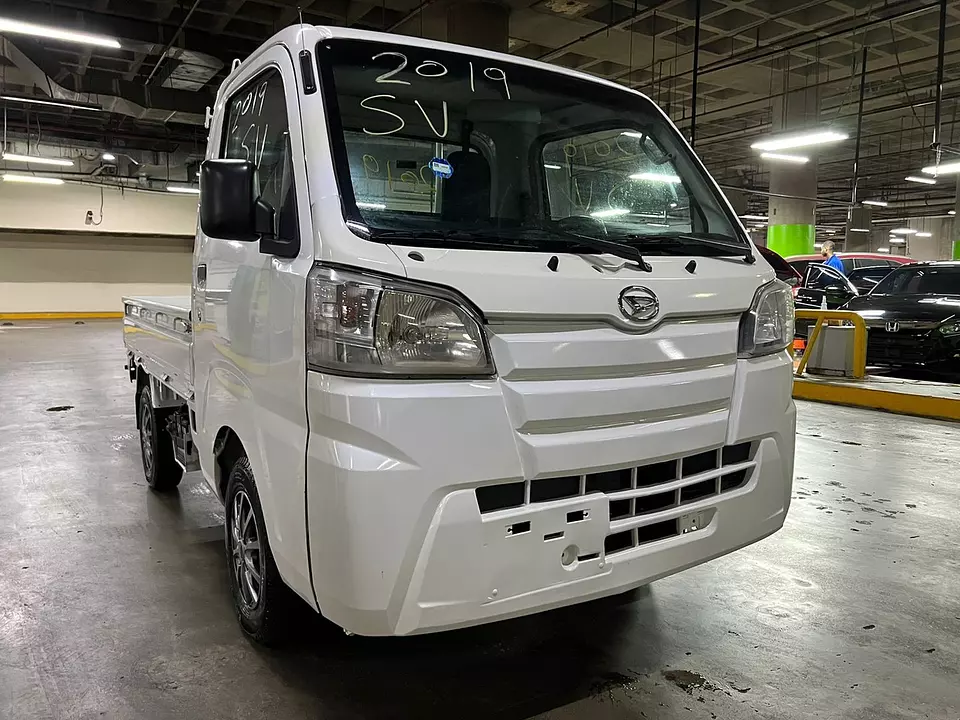 Daihatsu Hijet modelo 2019 furgoneta compacta en República Dominicana