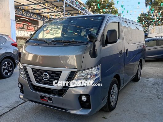 Nissan NV350 2019 furgón 4x4 en República Dominicana