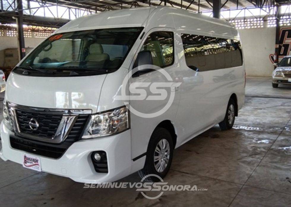 Nissan Urvan 2019 Van Comercial en República Dominicana