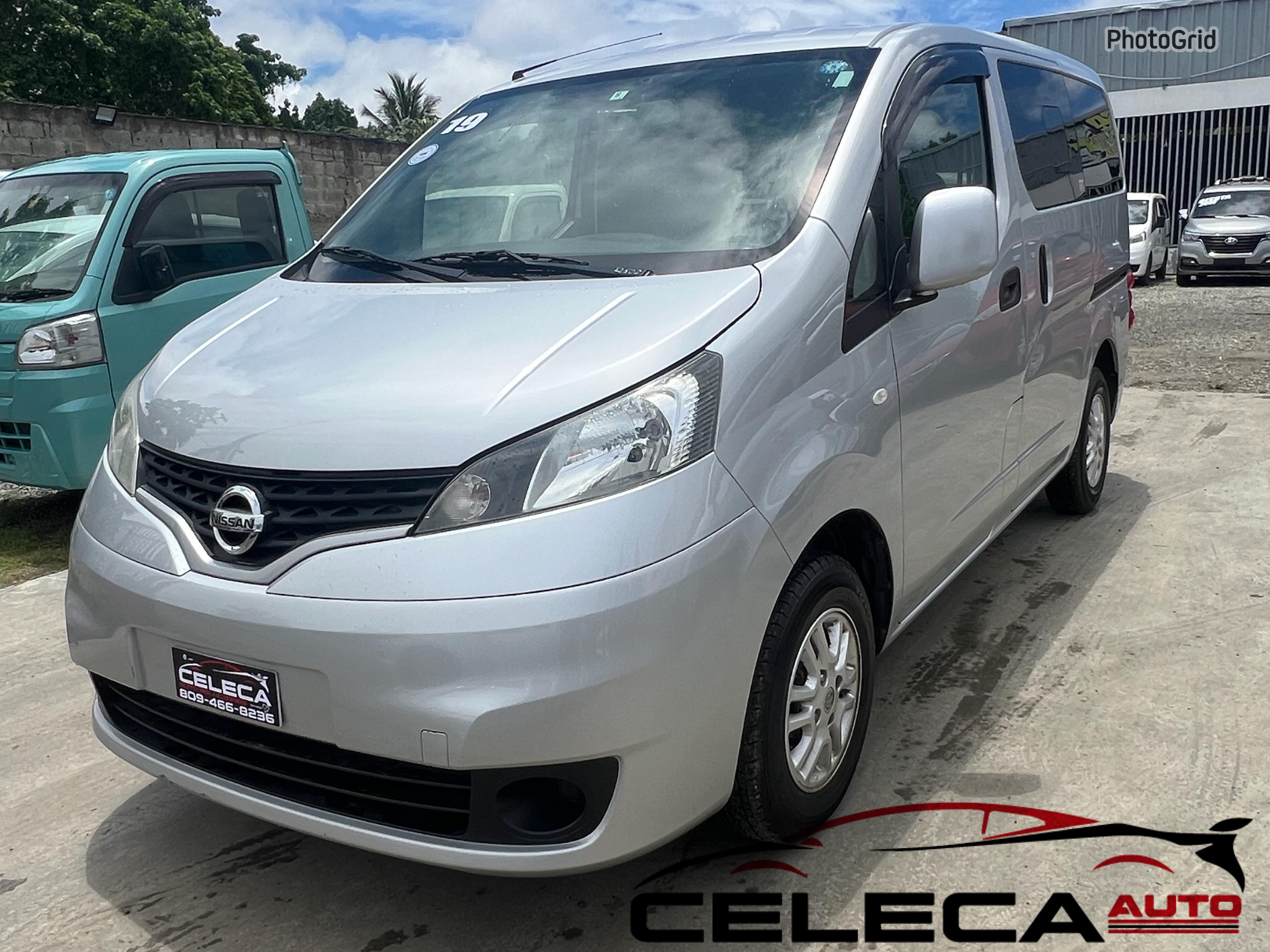 Nissan NV200 modelo 2019 furgoneta comercial en República Dominicana