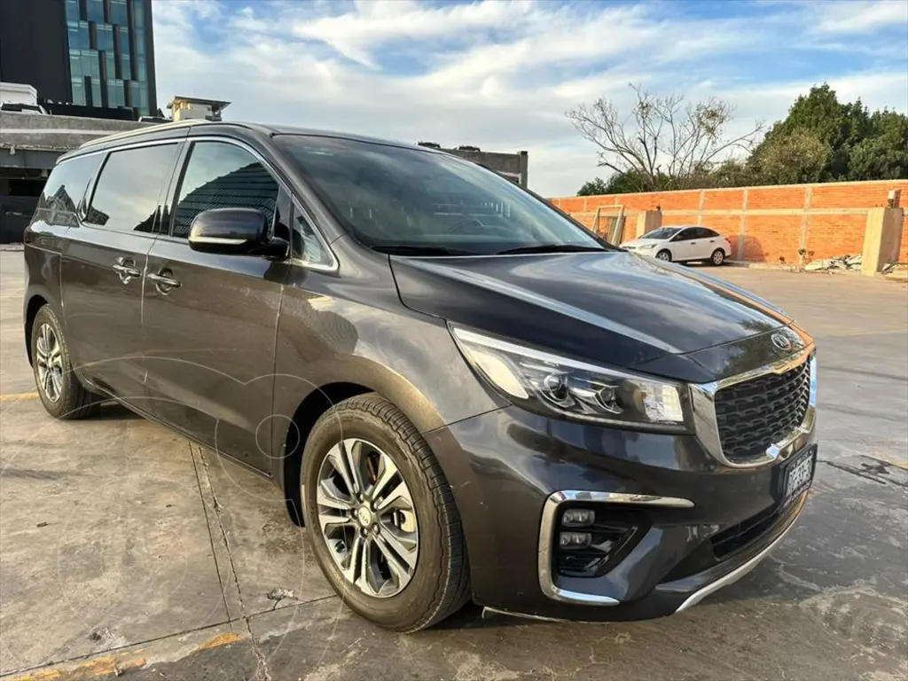 Kia Sedona LX 2019 Minivan en República Dominicana
