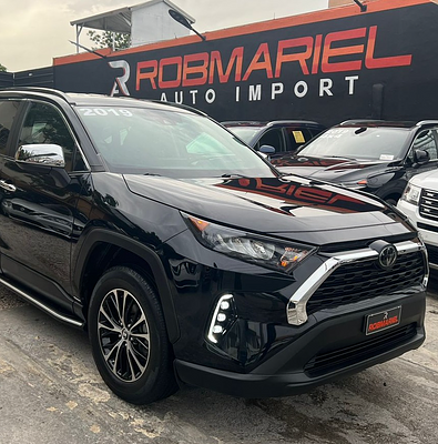 Toyota RAV4 XLE 2019 SUV
