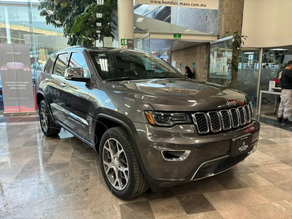 Jeep Grand Cherokee Summit 2019 SUV Gris en República Dominicana