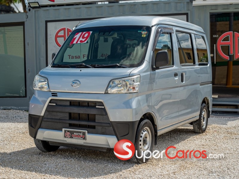 Daihatsu Hijet Furgón 2019