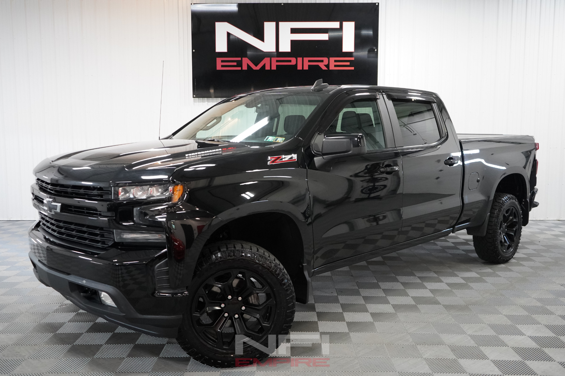 Chevrolet Silverado Z71 2019 Camioneta AWD Doble Cabina