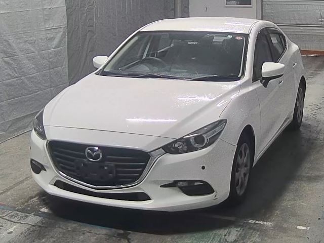 Mazda Axela 2019 vehículo compacto en República Dominicana