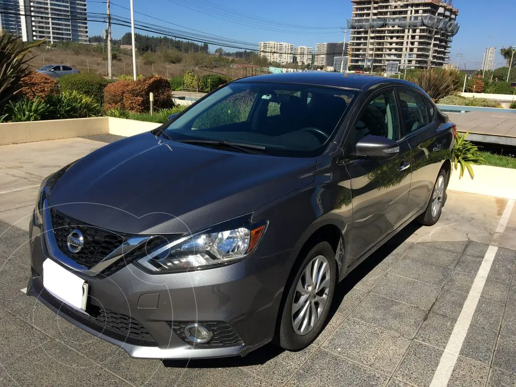 Nissan Sentra SE modelo 2019 sedán en República Dominicana