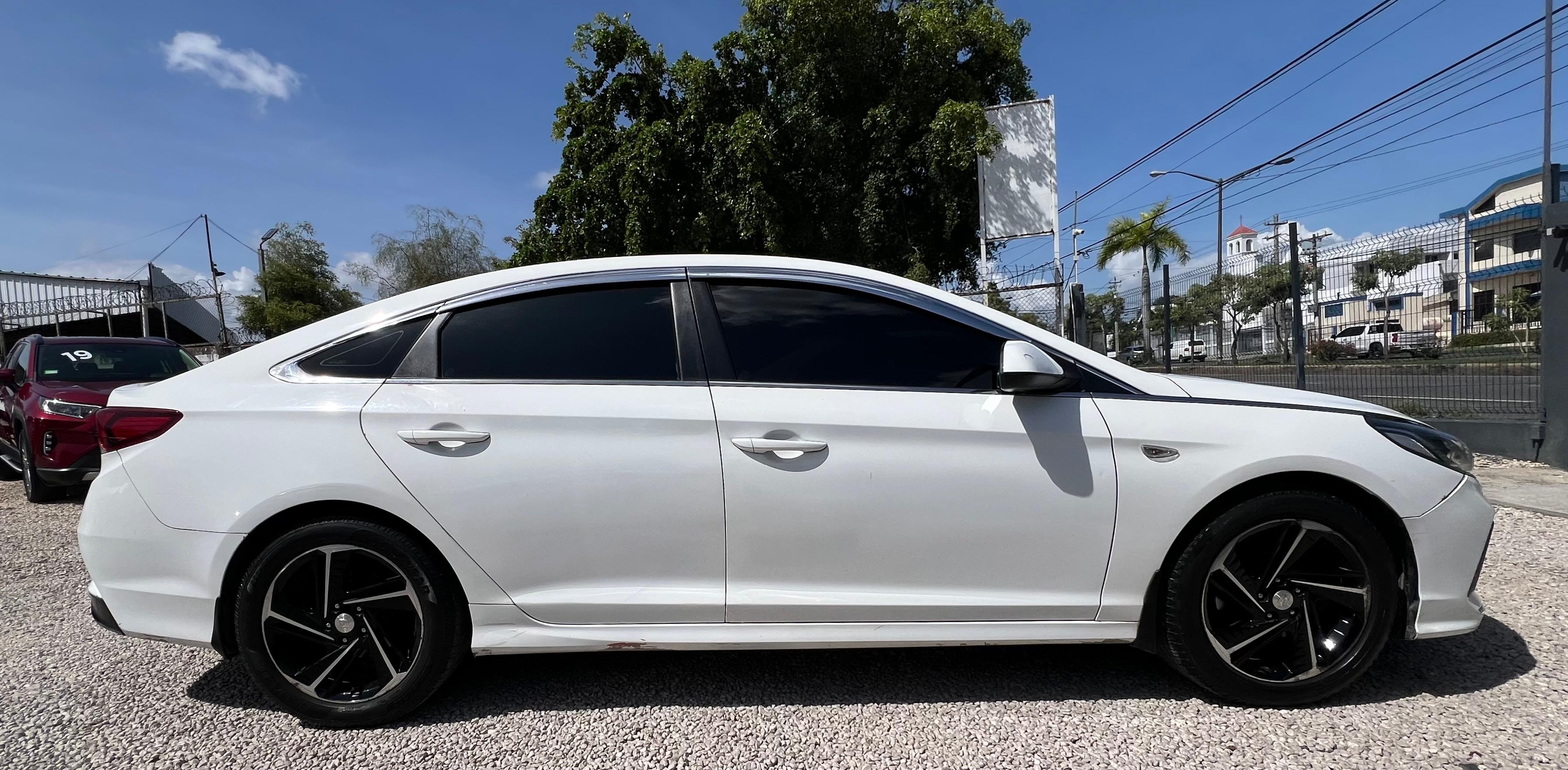 Hyundai Sonata SE 2019 Sedán en República Dominicana