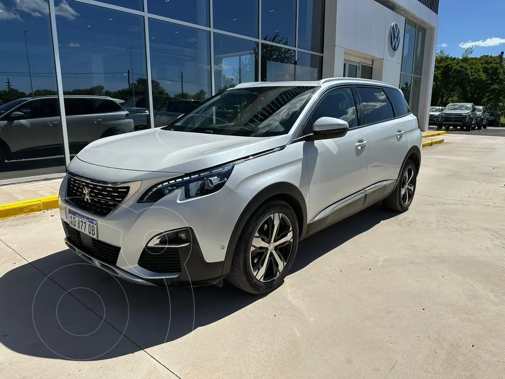 Peugeot 5008 GT Line SUV 2020 en República Dominicana