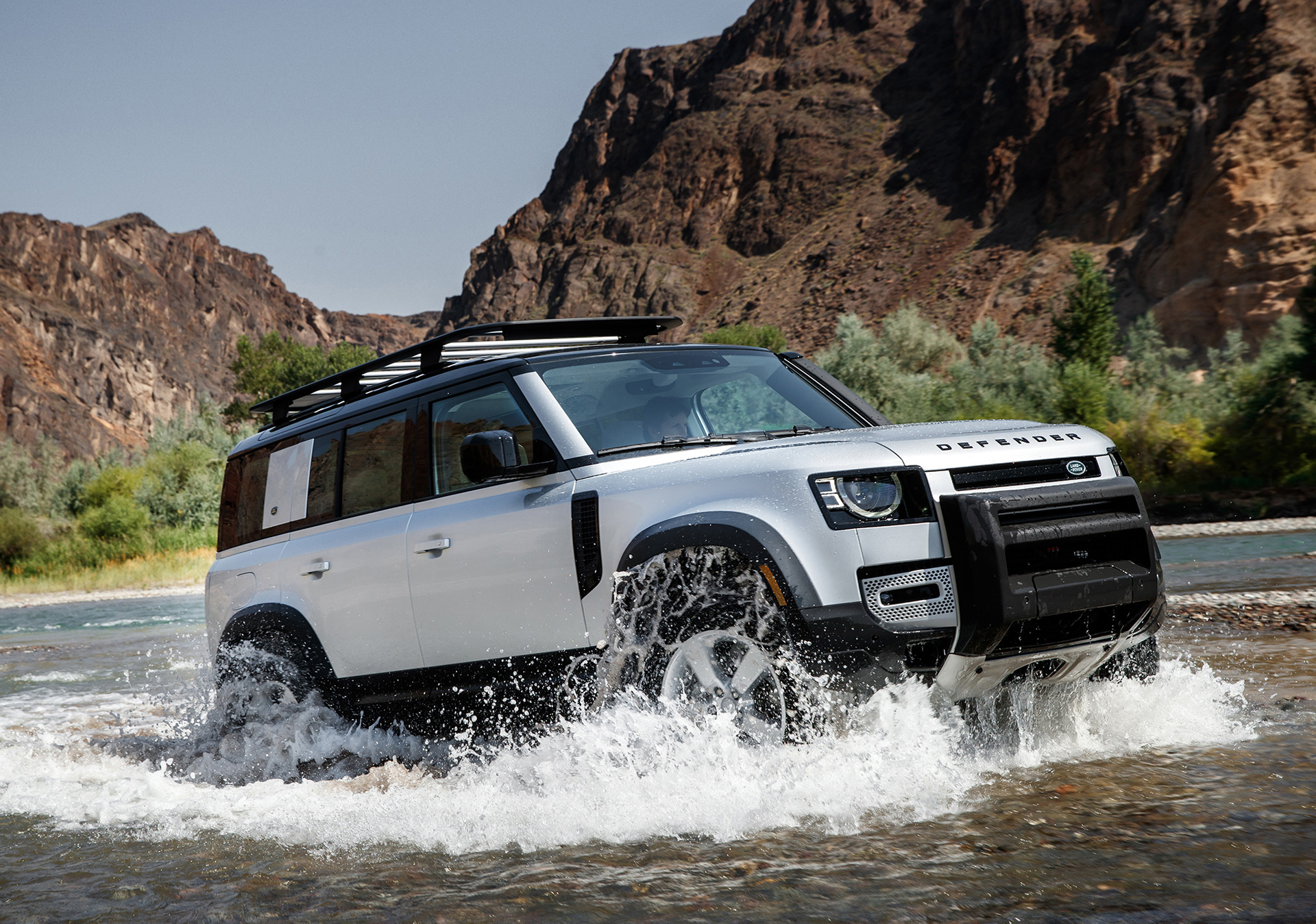 Land Rover Defender P400 2020 SUV