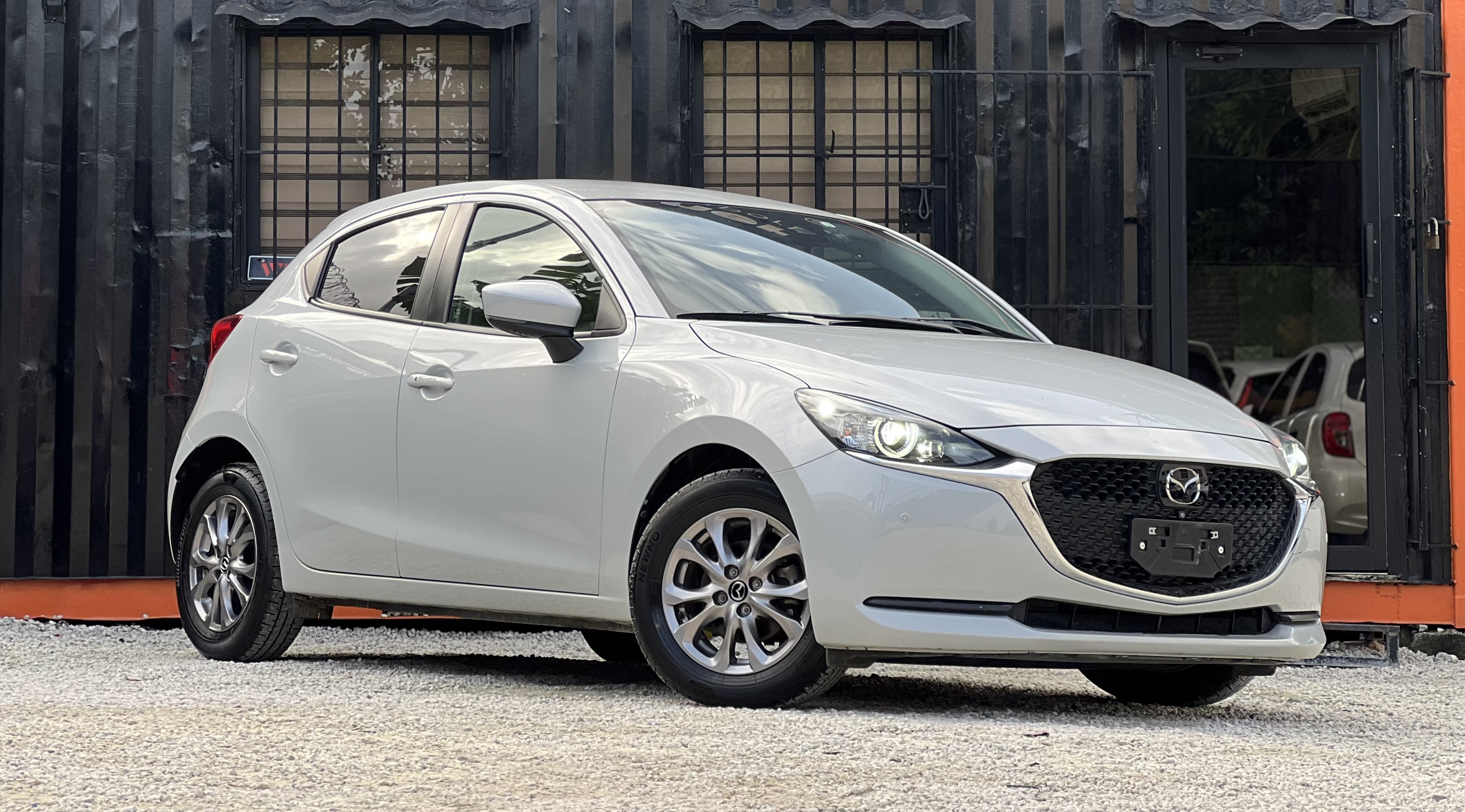 Mazda Demio 2020 Automóvil Compacto en República Dominicana