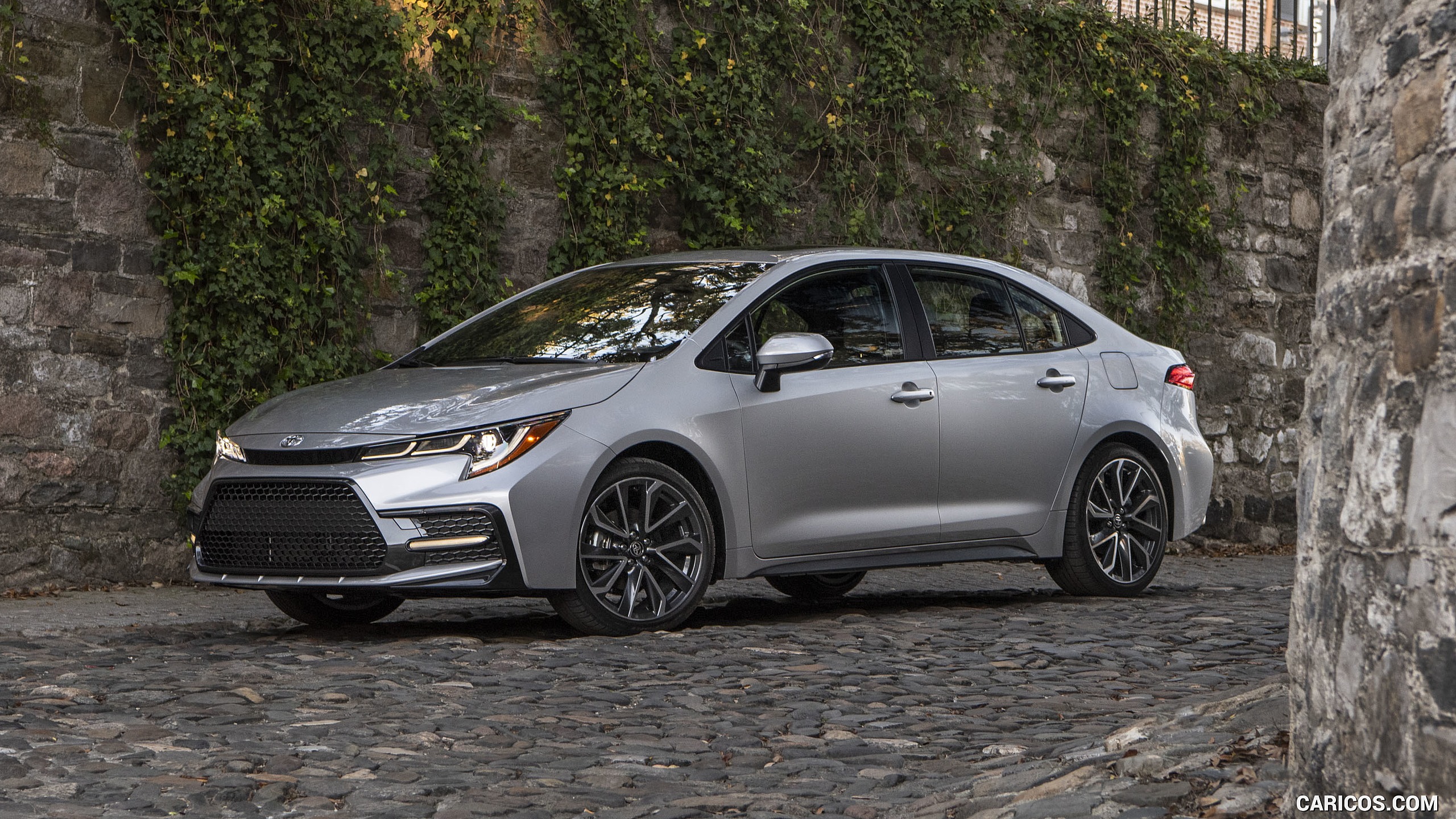 Toyota Corolla LE modelo 2020